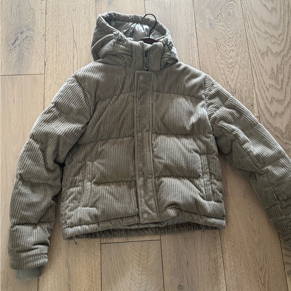 ARITZIA SUPERPUFF CORDUROY CUSHCORD SHORTY JACKET - Picture 6 of 16